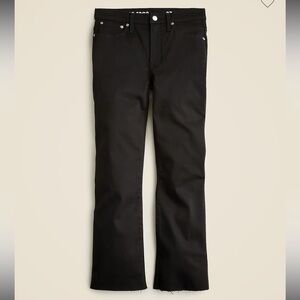 9"' demi-boot crop jean in Stay Black wash